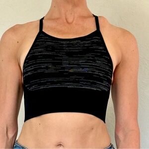 CUTE & COMFY, Black halter top / sports bra with white lined details